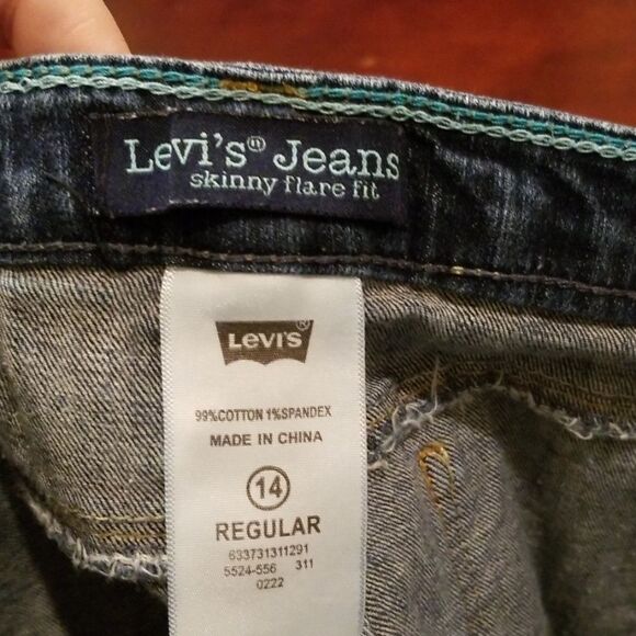 Jeans  - Picture 3 of 3